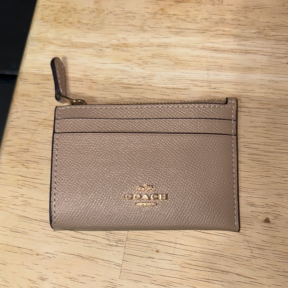 Coach Beige Leather Card Wallet
